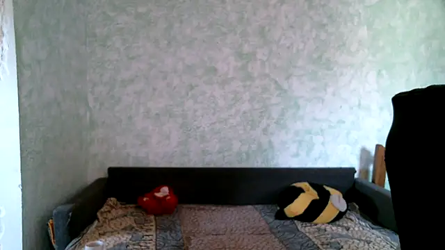 Snapshot of DennisXCaroll chatting on 03/20/25, 01:59 DennisXCaroll online show from 03/20/25, 01:59