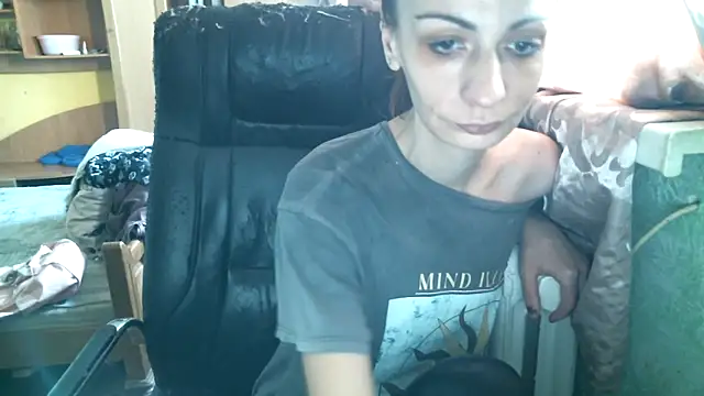 Snapshot of DennisXCaroll chatting on 03/13/26, 07:04 DennisXCaroll online show from 03/13/26, 07:04