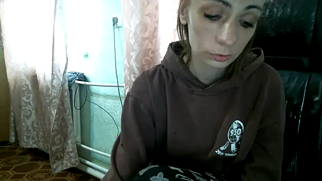 Snapshot of DennisXCaroll chatting on 04/03/26, 10:57 DennisXCaroll online show from 04/03/26, 10:57