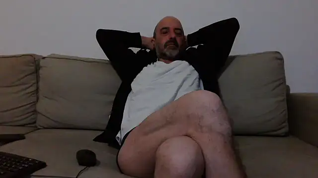 Snapshot of newsimo74 chatting on 01/05/25, 04:58 newsimo74 online show from 01/05/25, 04:58