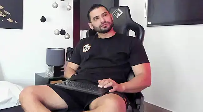 Dereck vega online show from 12/11/24, 09:55