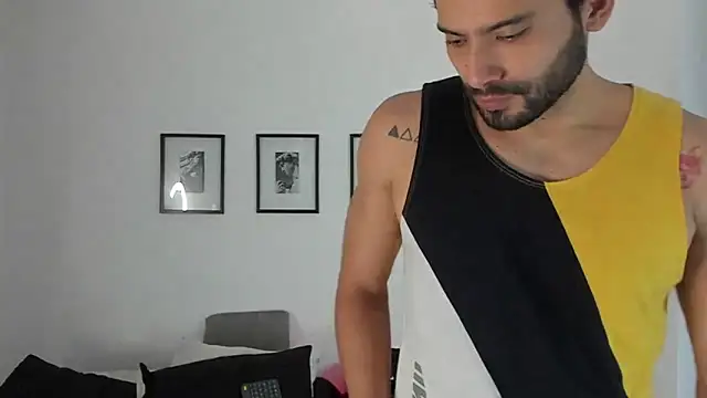 Dereck vega online show from 09/26/25, 10:58