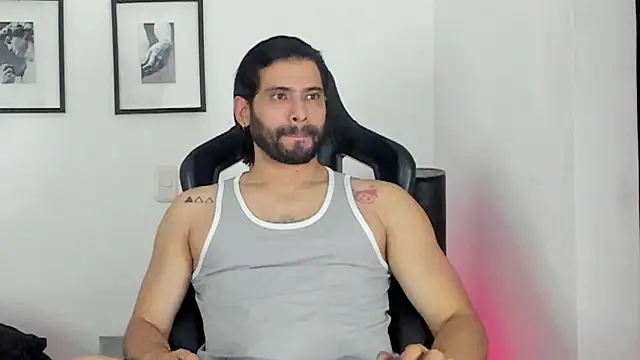 Snapshot of Dereck_vega chatting on 07/09/26, 12:37 Dereck vega online show from 07/09/26, 12:37