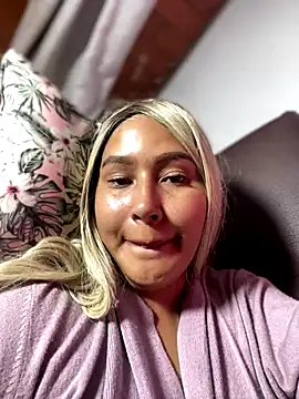 SamaraJay1 online show from 12/01/24, 10:43