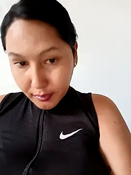 SamaraJay1 online show from 12/20/24, 04:25