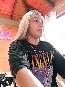 SamaraJay1 online show from 03/09/25, 12:42