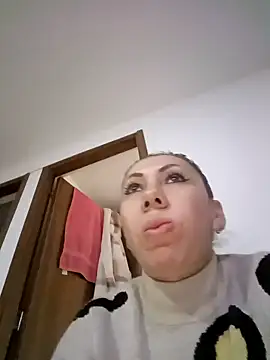 coral smitth online show from 10/14/25, 07:36