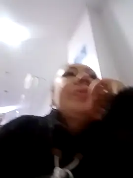 coral smitth online show from 11/07/25, 05:07