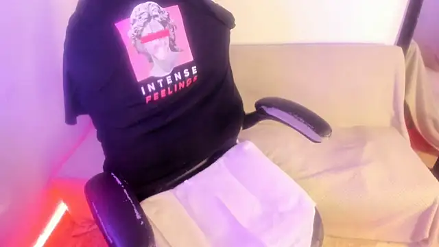 iambrihana online show from 02/19/25, 04:55