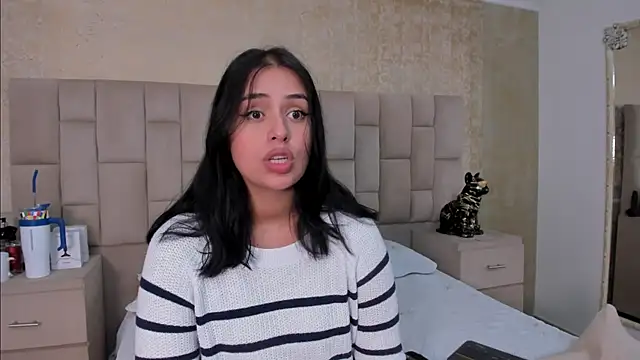 EmmaTorres  online show from 02/11/25, 09:25