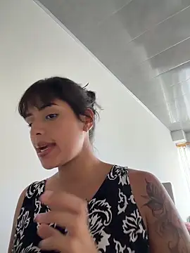 EmmaTorres  online show from 06/17/26, 10:43