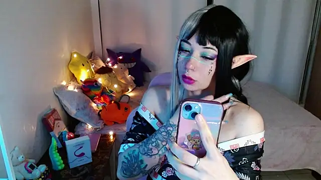 mily milk  online show from 03/03/25, 07:32