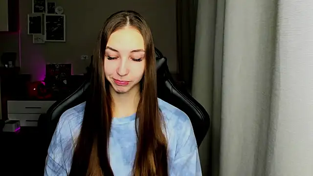 Sm0ly online show from 12/04/25, 02:54