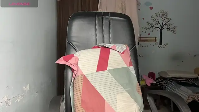 Snapshot of Dazzling__ira chatting on 10/09/25, 07:56 Dazzling ira online show from 10/09/25, 07:56