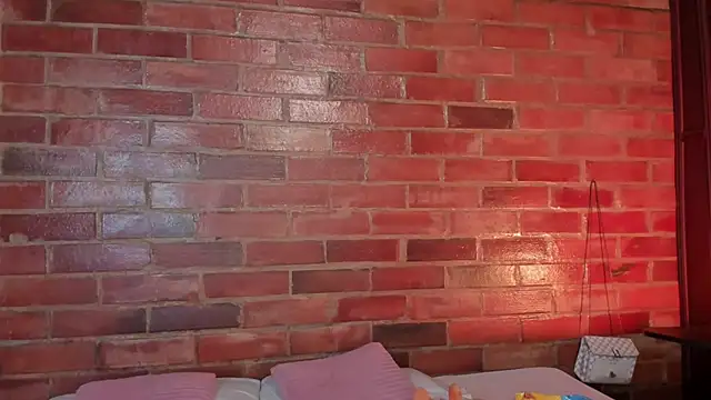 crystalvazquez online show from 03/15/25, 10:46