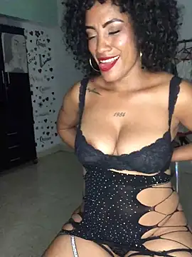 Snapshot of AdelaHaneix chatting on 12/22/24, 02:06 AdelaHaneix online show from 12/22/24, 02:06