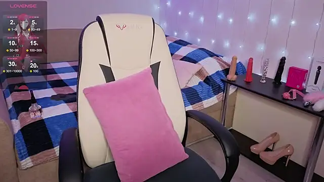 DeeDiamond online show from 12/02/25, 10:05