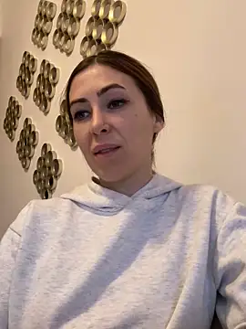 Snapshot of RaquelleDevon chatting on 03/06/25, 04:17 RaquelleDevon online show from 03/06/25, 04:17