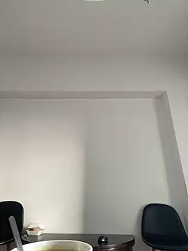 Snapshot of RaquelleDevon chatting on 03/11/25, 06:10 RaquelleDevon online show from 03/11/25, 06:10