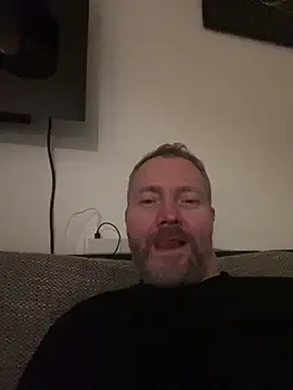 Snapshot of Rockburg chatting on 12/21/24, 04:03 Rockburg online show from 12/21/24, 04:03