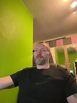 Snapshot of Rockburg chatting on 02/13/25, 12:21 Rockburg online show from 02/13/25, 12:21