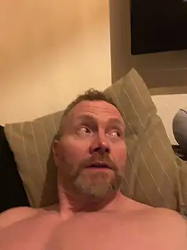 Snapshot of Rockburg chatting on 03/21/25, 12:40 Rockburg online show from 03/21/25, 12:40