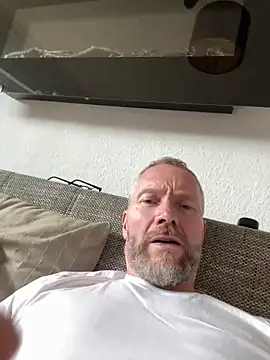 Snapshot of Rockburg chatting on 09/18/25, 11:01 Rockburg online show from 09/18/25, 11:01