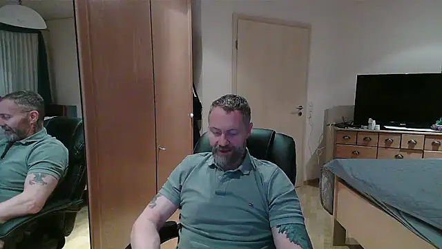 Snapshot of Rockburg chatting on 02/07/26, 01:04 Rockburg online show from 02/07/26, 01:04