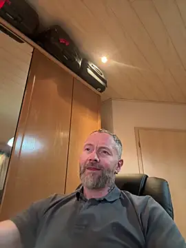 Snapshot of Rockburg chatting on 04/09/26, 02:11 Rockburg online show from 04/09/26, 02:11