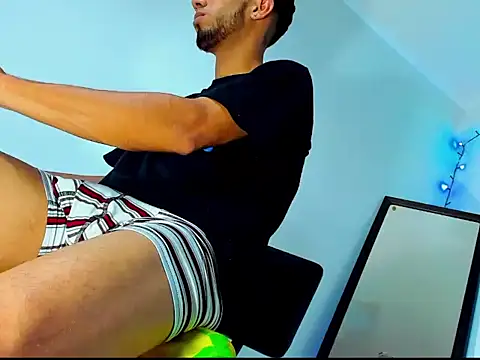 Gregory hard online show from 01/18/25, 09:45