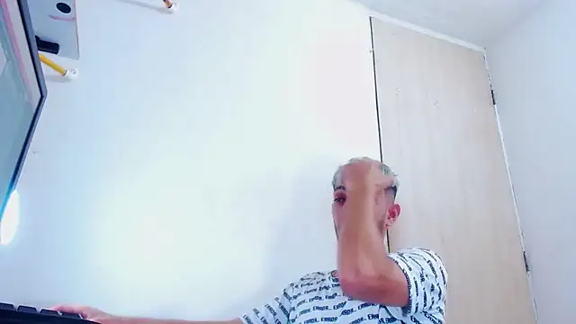 Gregory hard online show from 11/09/25, 05:39