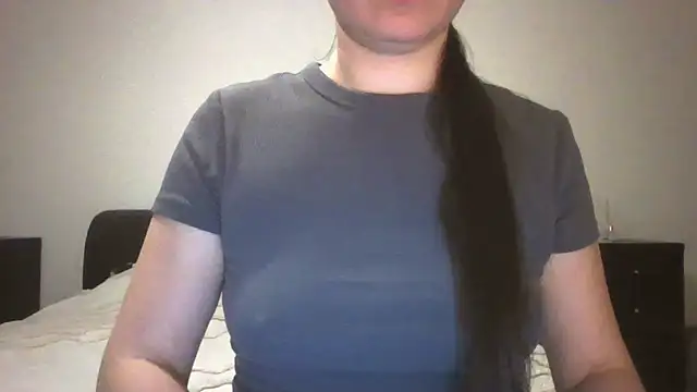 Snapshot of VanesaJewelz chatting on 03/12/25, 08:52 VanesaJewelz online show from 03/12/25, 08:52