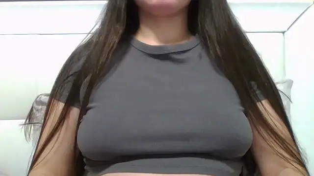 Snapshot of VanesaJewelz chatting on 11/08/25, 09:57 VanesaJewelz online show from 11/08/25, 09:57