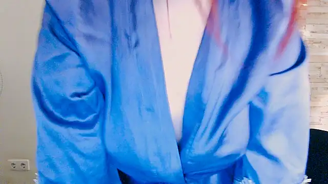 Sun Alexia online show from 12/21/24, 01:47