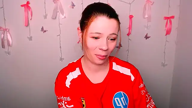 Sun Alexia online show from 04/12/26, 08:03