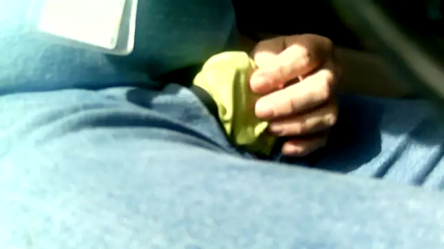 Policeman20742 online show from 12/13/24, 05:43