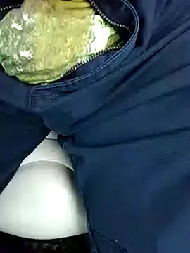 Policeman20742 online show from 02/10/25, 05:52