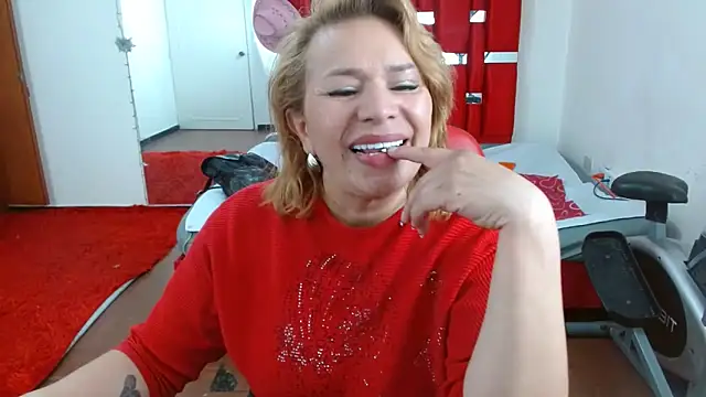 krystal thomson online show from 09/23/25, 02:42