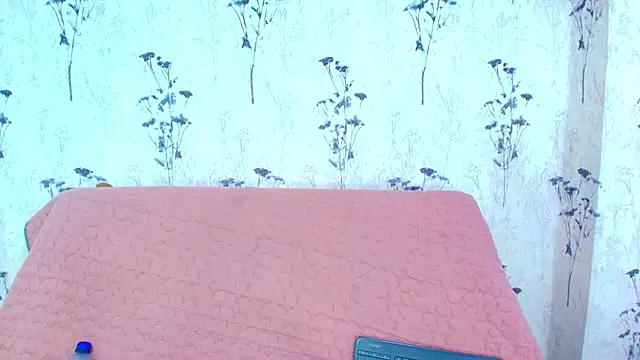 Mia candy 0 online show from 03/21/25, 06:18