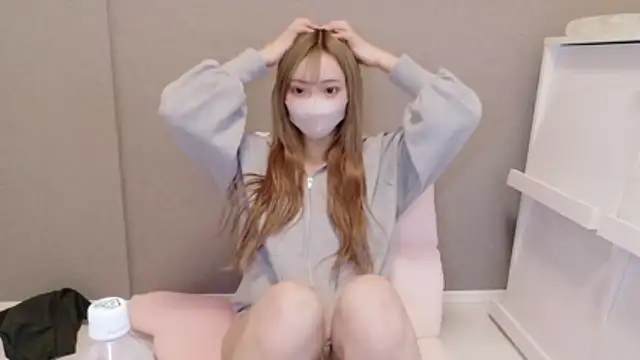  chanMOMO  online show from 02/23/26, 03:20