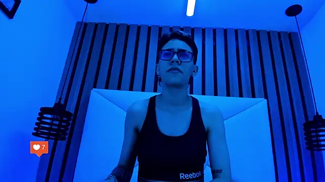 Snapshot of Cutie_Shy_ chatting on 11/09/25, 05:33 Cutie Shy online show from 11/09/25, 05:33