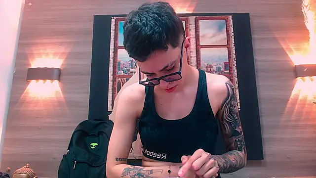 Snapshot of Cutie_Shy_ chatting on 11/26/25, 06:42 Cutie Shy online show from 11/26/25, 06:42