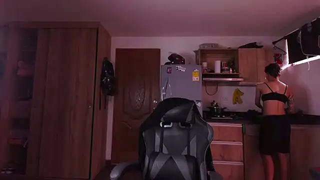 Cutie Shy  online show from 03/21/26, 01:26