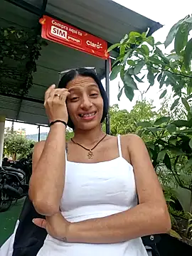 lily sk online show from 01/10/25, 10:46