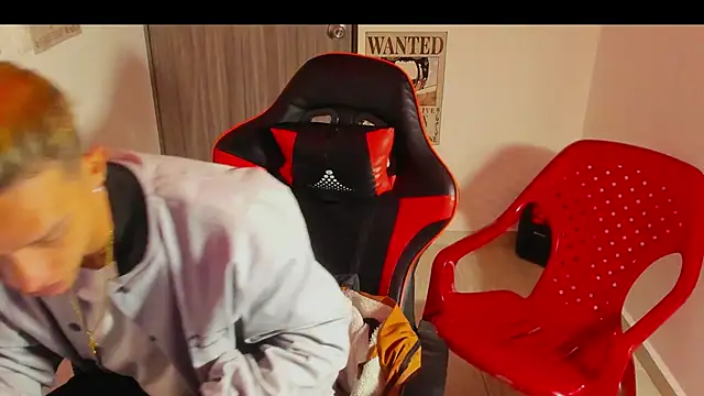 Snapshot of TommyGun_22 chatting on 09/08/25, 11:37 TommyGun 22 online show from 09/08/25, 11:37