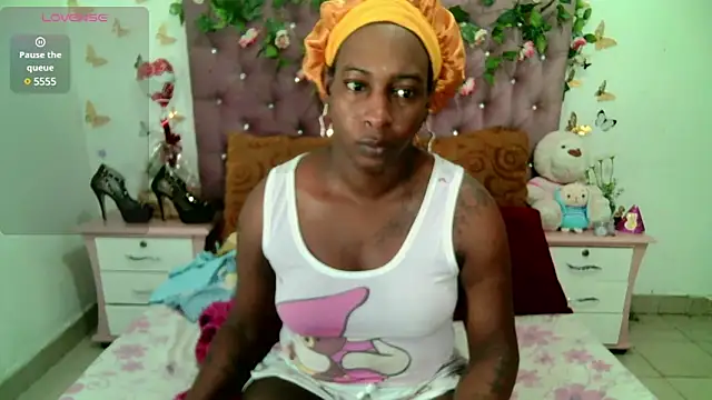 Snapshot of ValeriaTsx chatting on 03/19/25, 11:17 ValeriaTsx online show from 03/19/25, 11:17