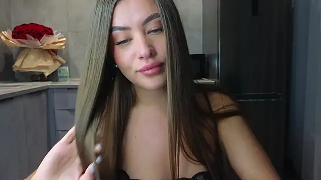 Snapshot of Cinderella____ chatting on 03/20/25, 11:34 Cinderella     online show from 03/20/25, 11:34