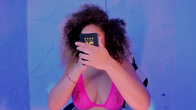 Kateryn  online show from 09/18/25, 08:44