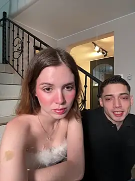 Snapshot of samantha_kevin chatting on 12/23/25, 03:37 samantha kevin online show from 12/23/25, 03:37