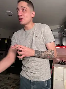 Snapshot of samantha_kevin chatting on 01/16/26, 03:54 samantha kevin online show from 01/16/26, 03:54